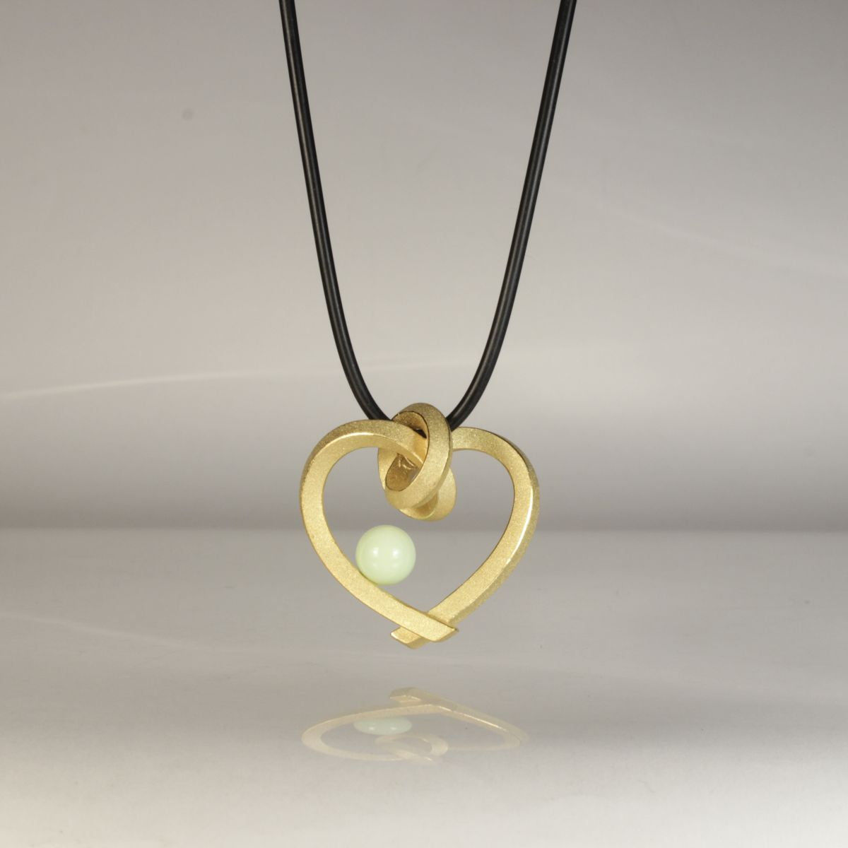 Herz mit Perle groß