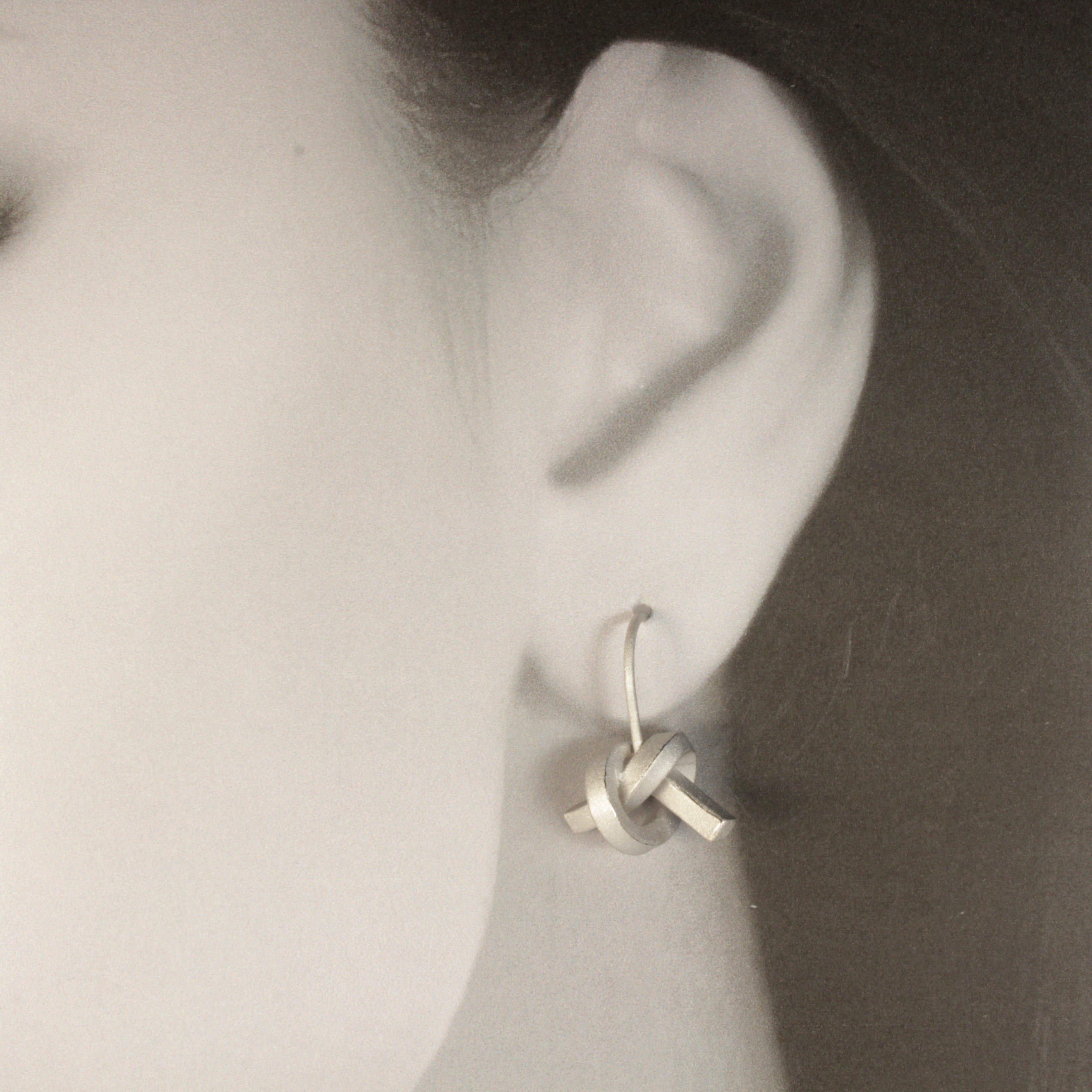 Ohrhänger Knoten kanitg