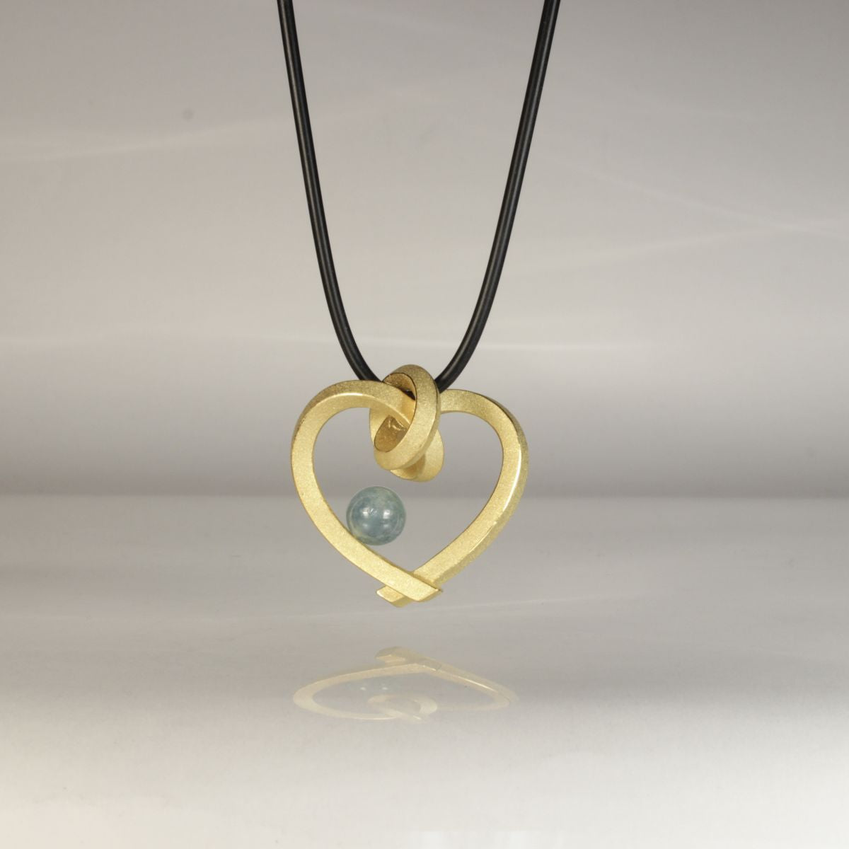 Herz mit Perle groß