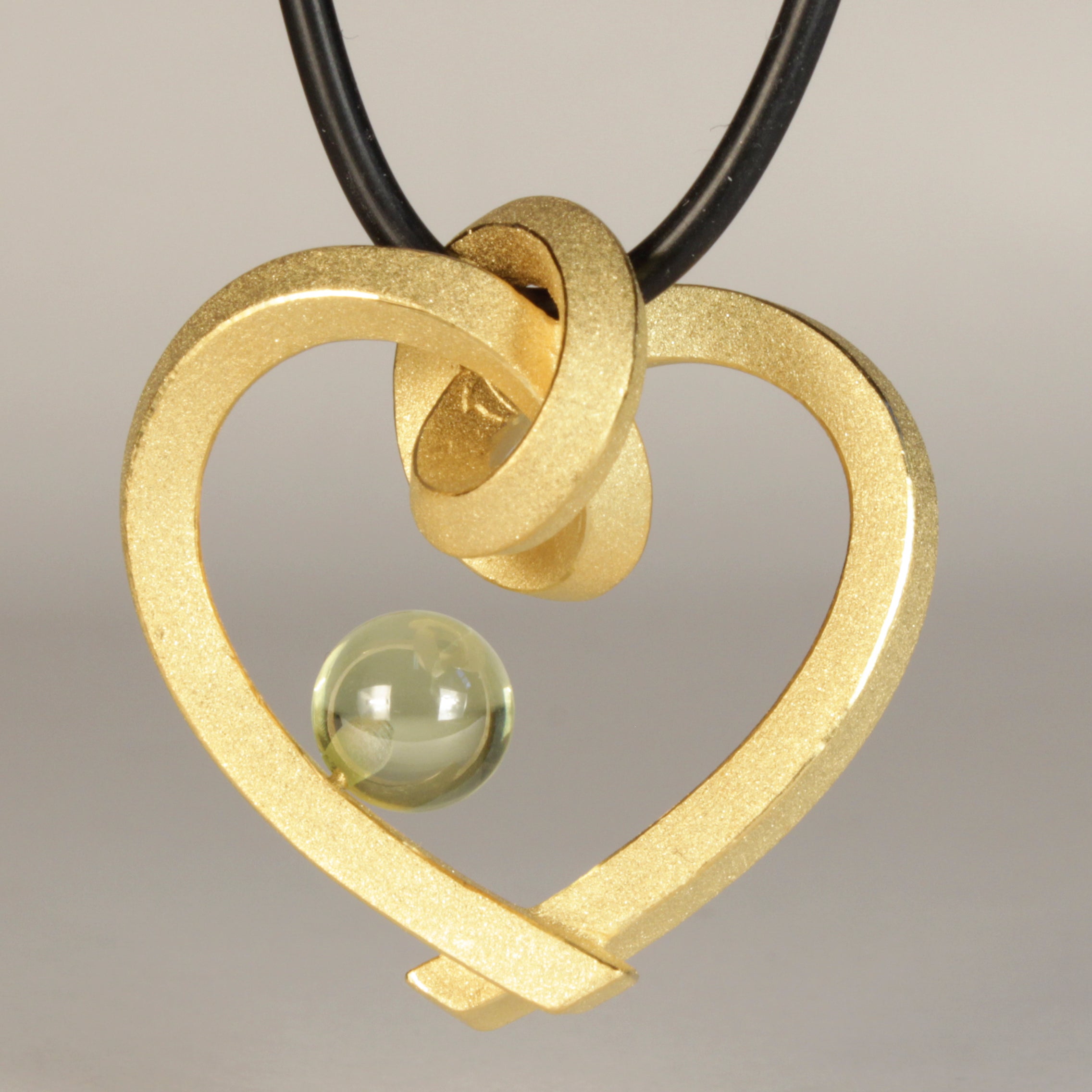 Herz mit Perle groß