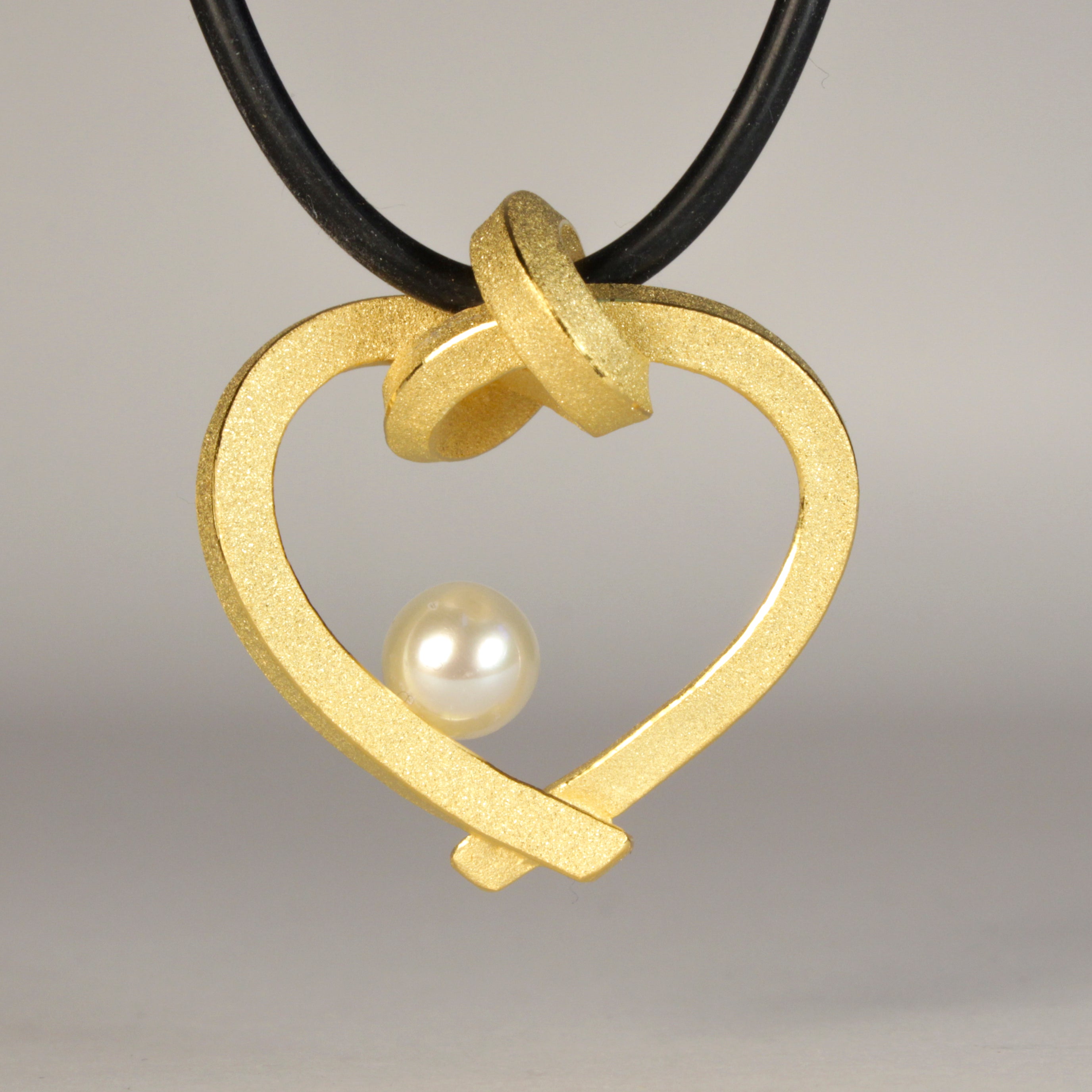 Herz mit Perle klein