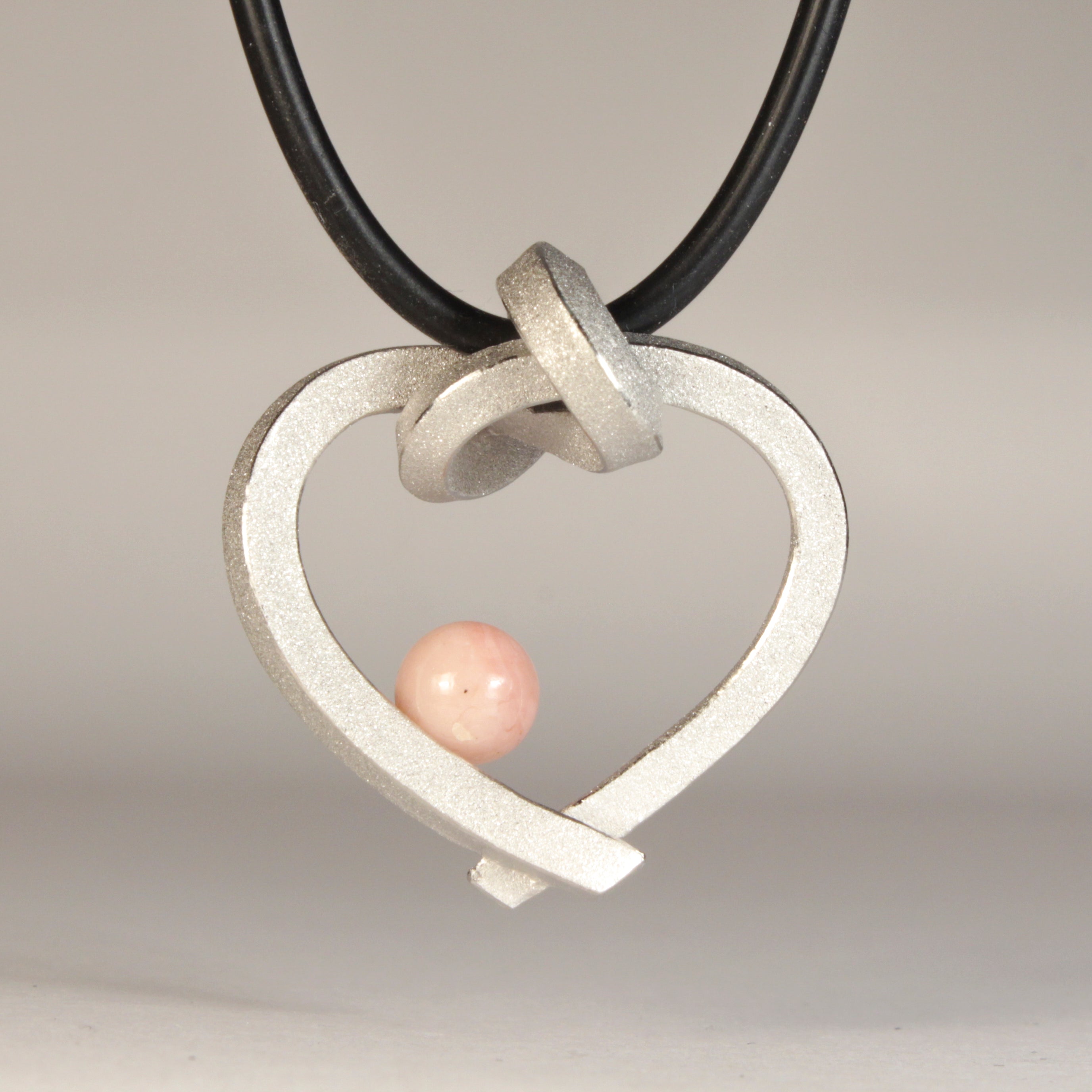 Herz mit Perle klein