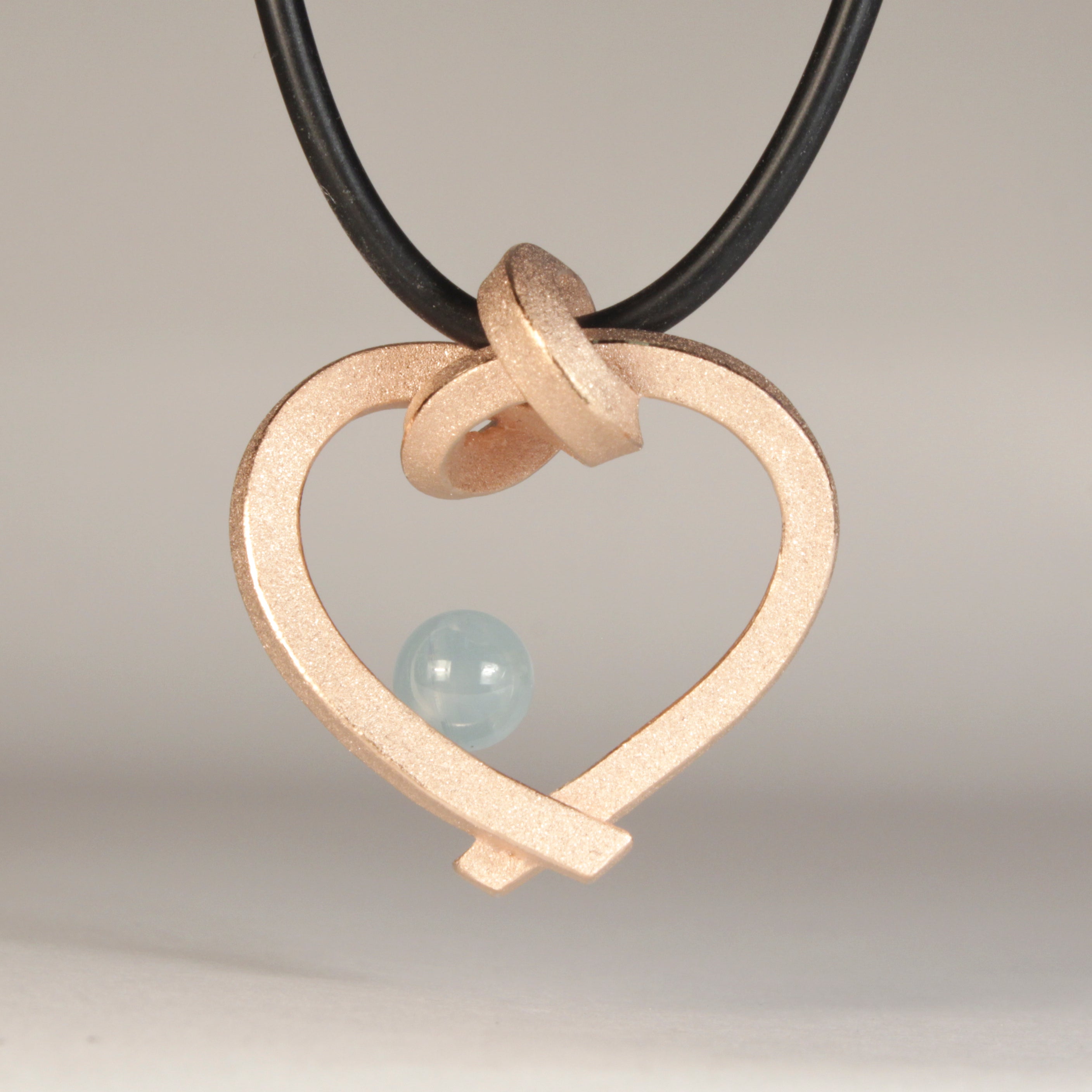 Herz mit Perle klein