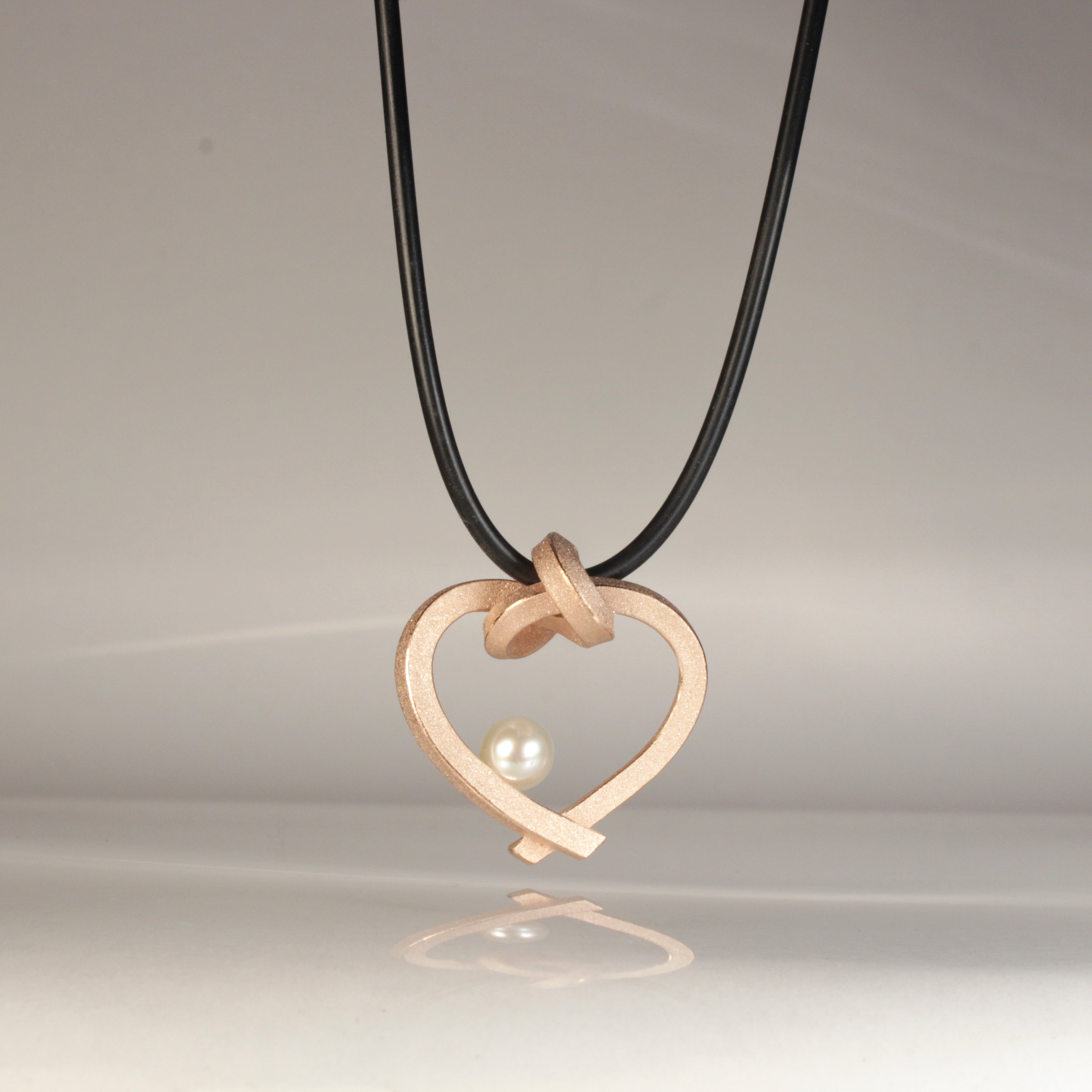 Herz mit Perle klein