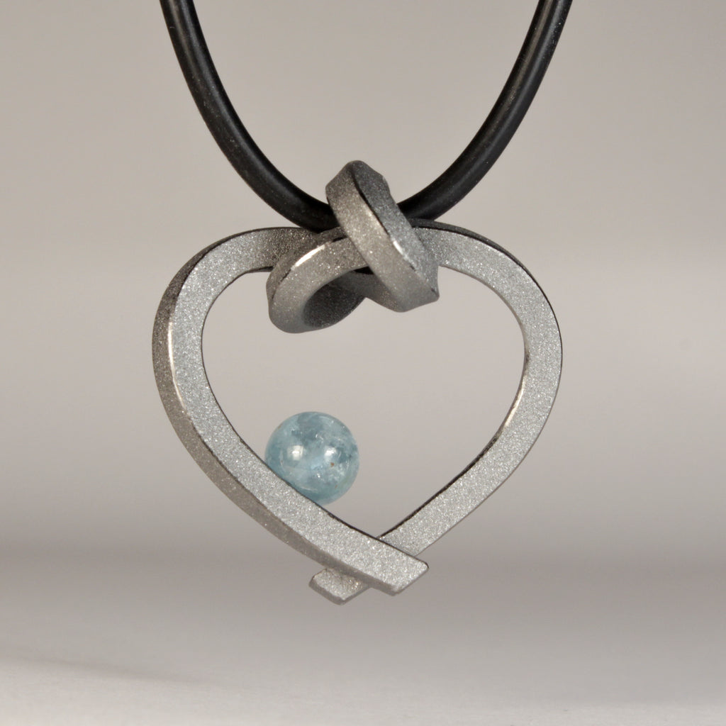 Herz mit Perle klein