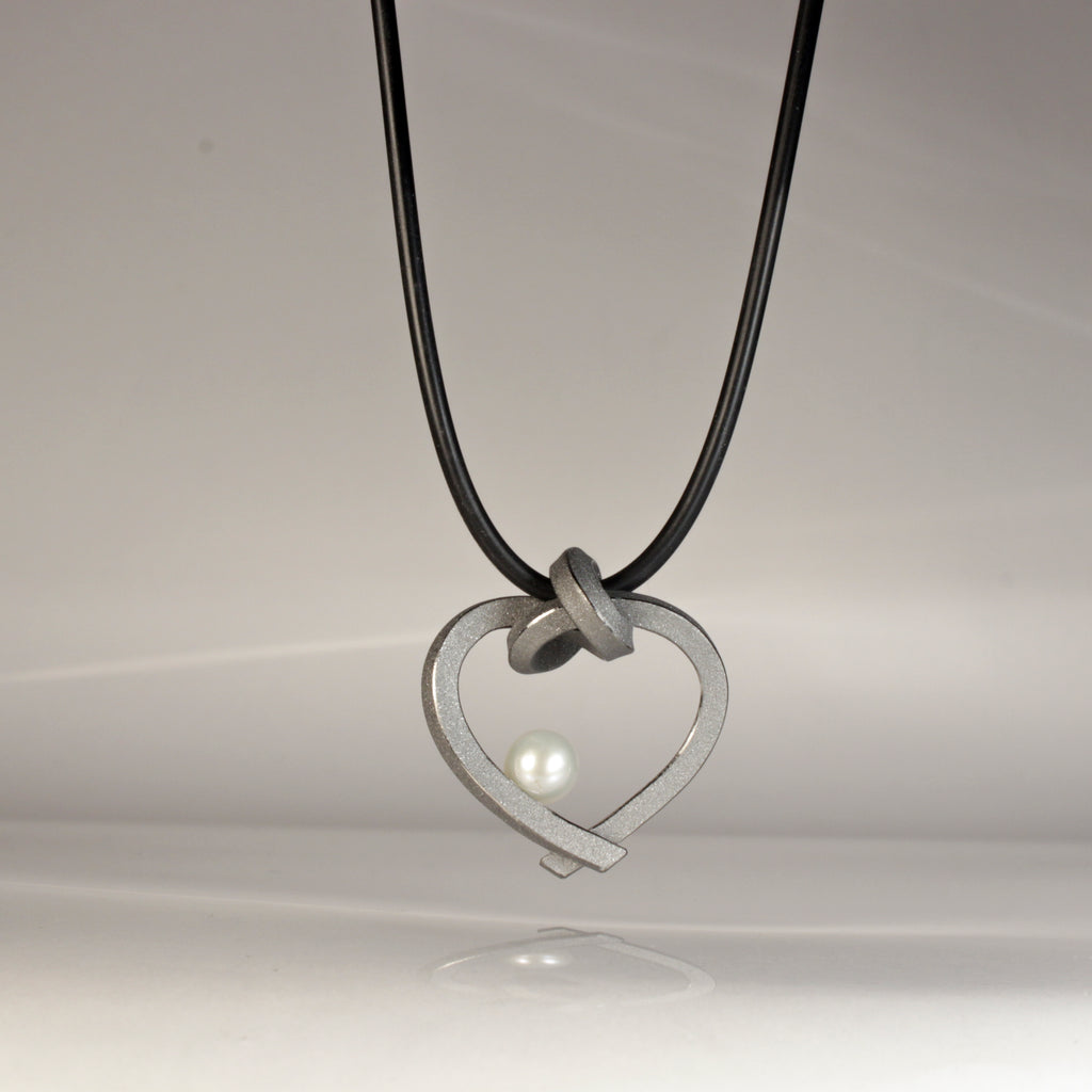 Herz mit Perle klein