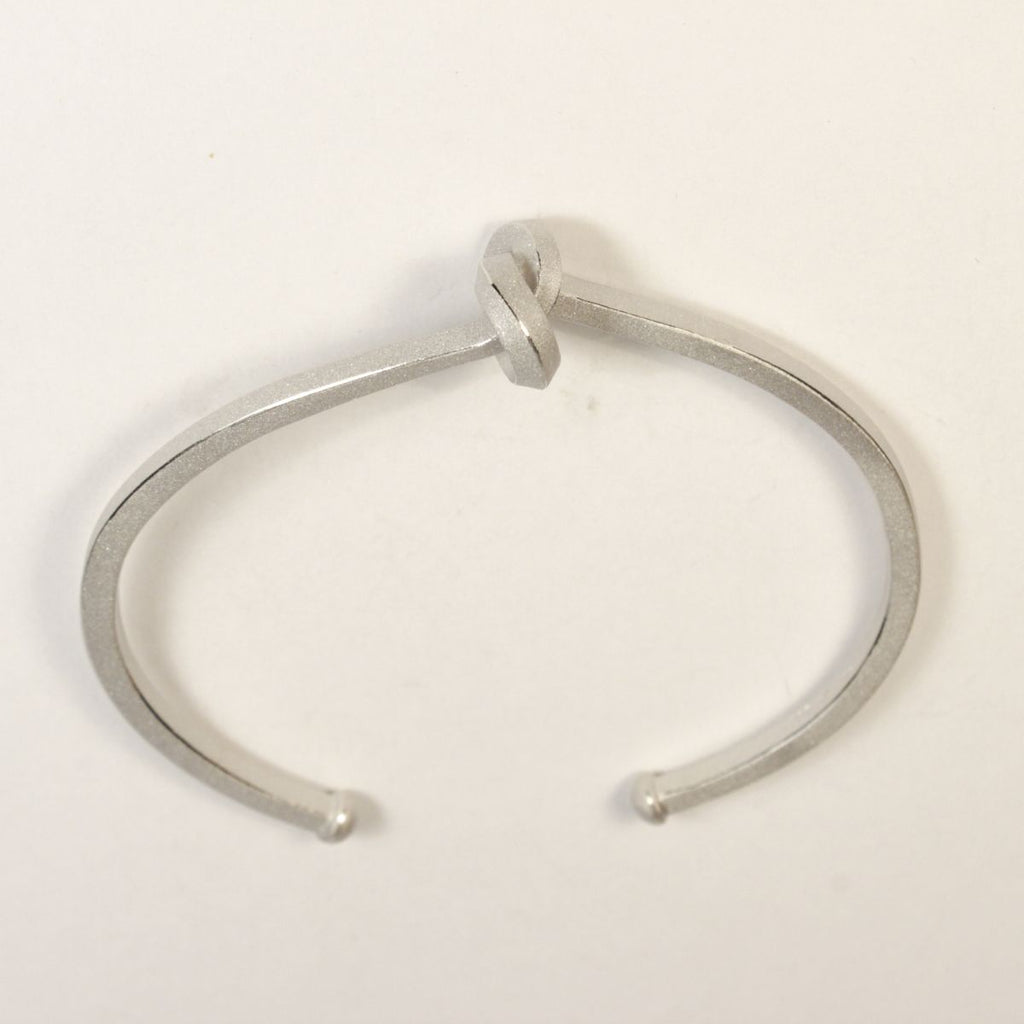 Armreif / Spange Knoten kantig