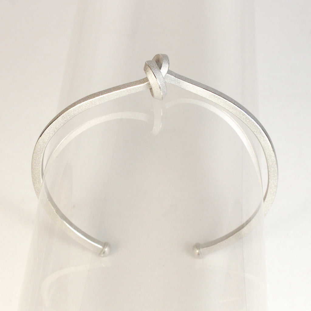 Armreif / Spange Knoten kantig