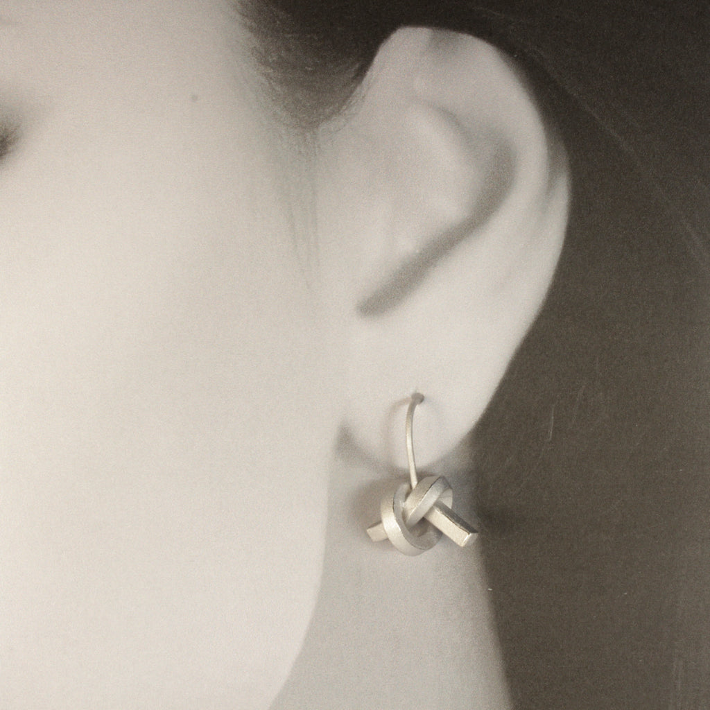 Ohrhänger Knoten kanitg