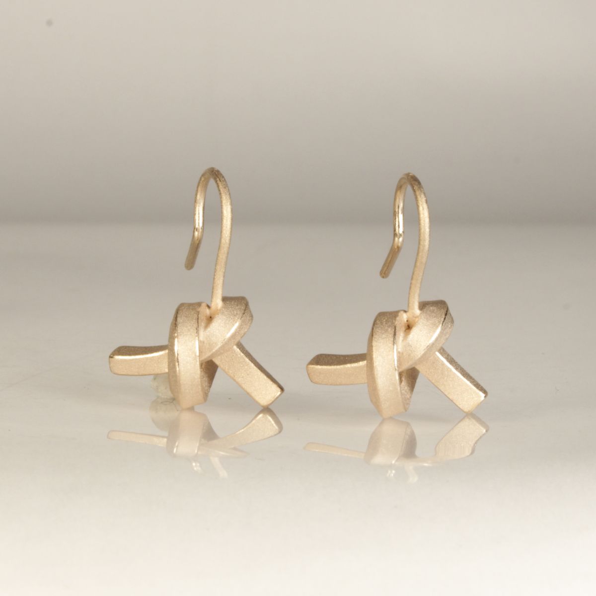 Ohrhänger Knoten kanitg