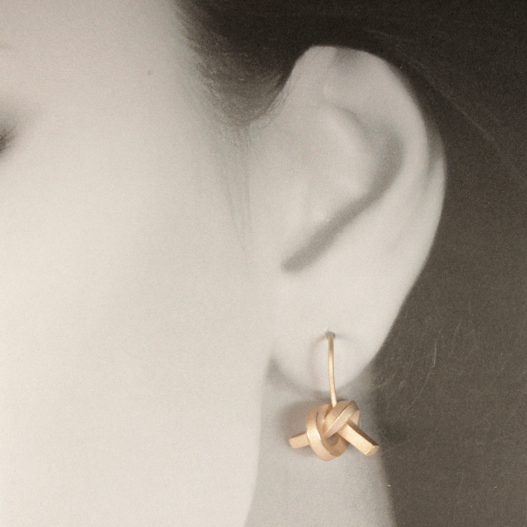 Ohrhänger Knoten kanitg