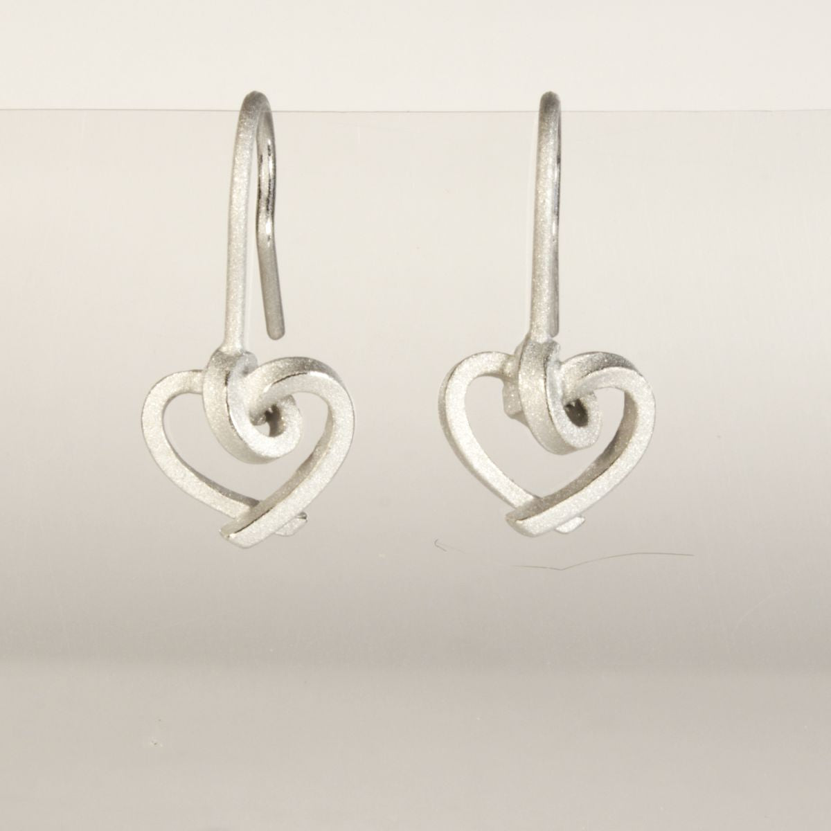 Ohrhänger Herzen kantig