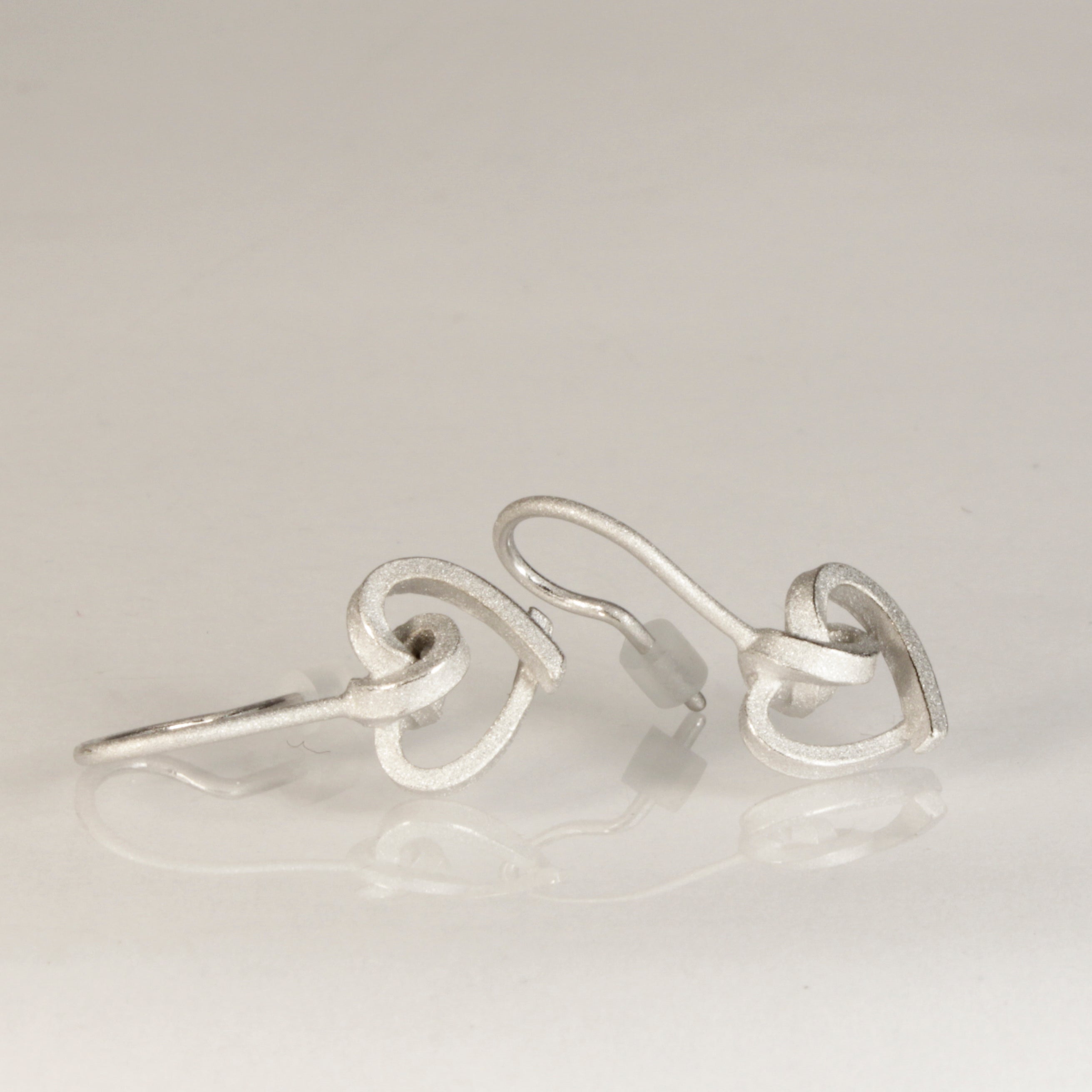 Ohrhänger Herzen kantig