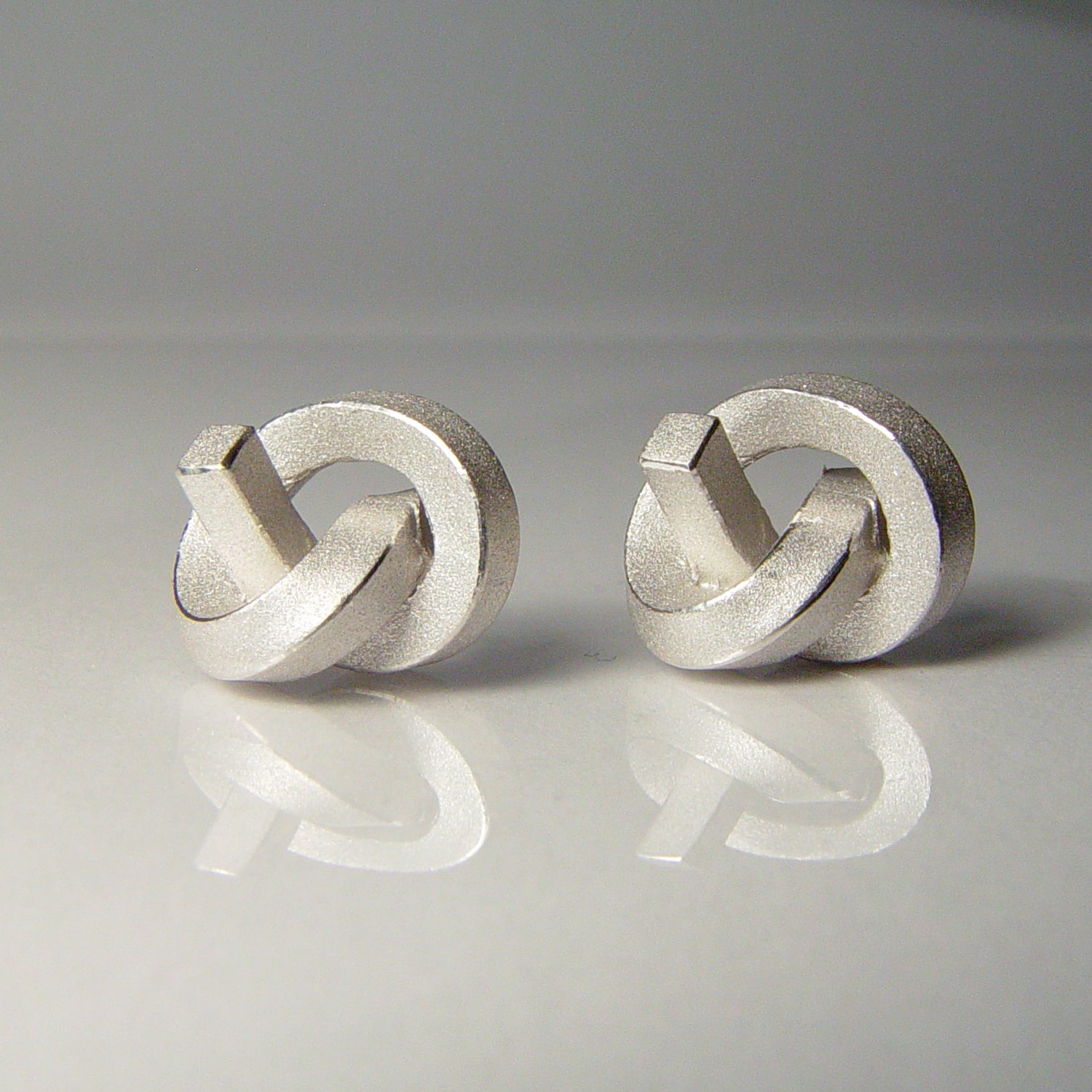 Bundle: Anhänger + Ohr Knoten kantig klein