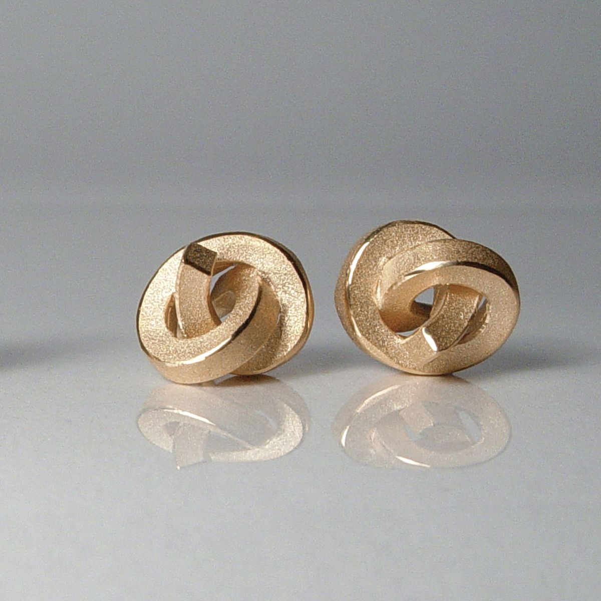 Ohrstecker Knoten kantig klein