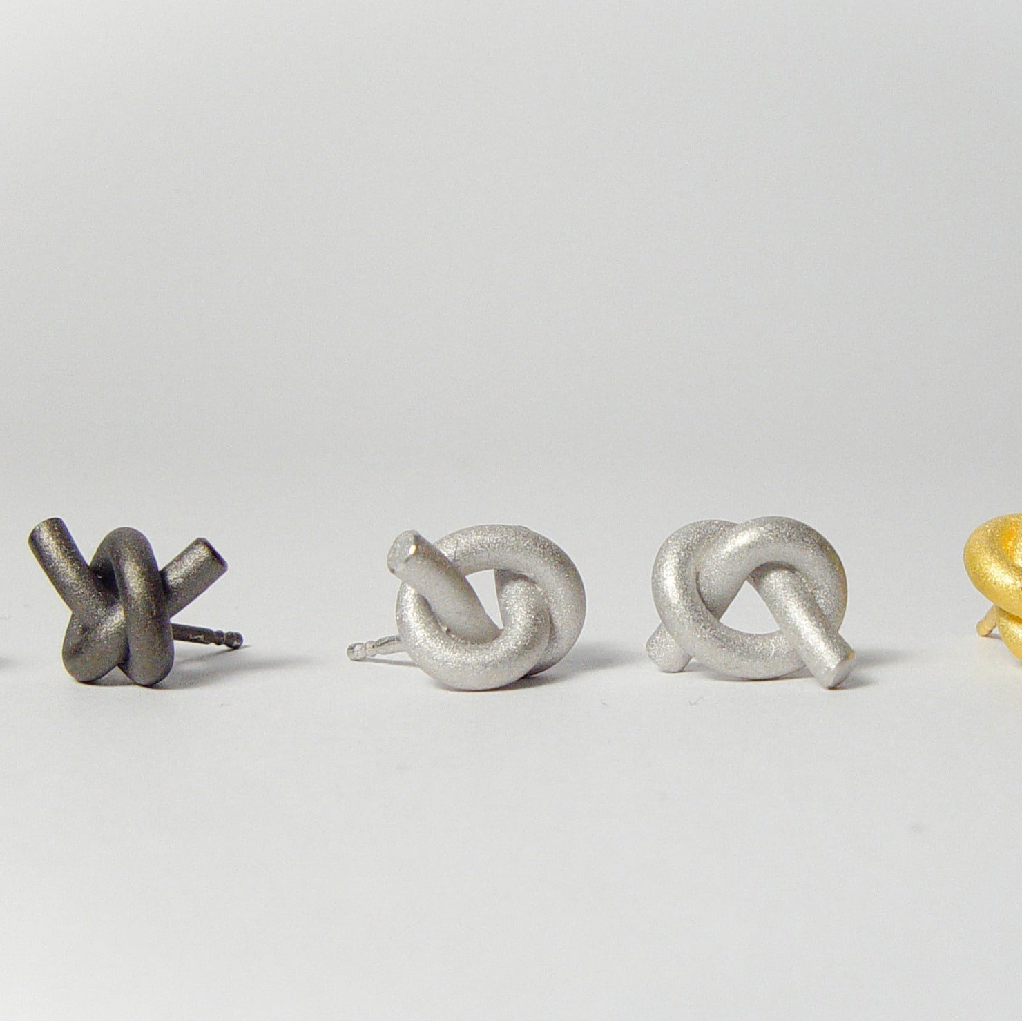 Ohr Knoten rund klein