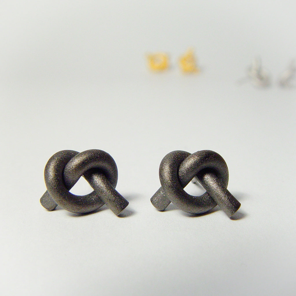 Ohr Knoten rund klein