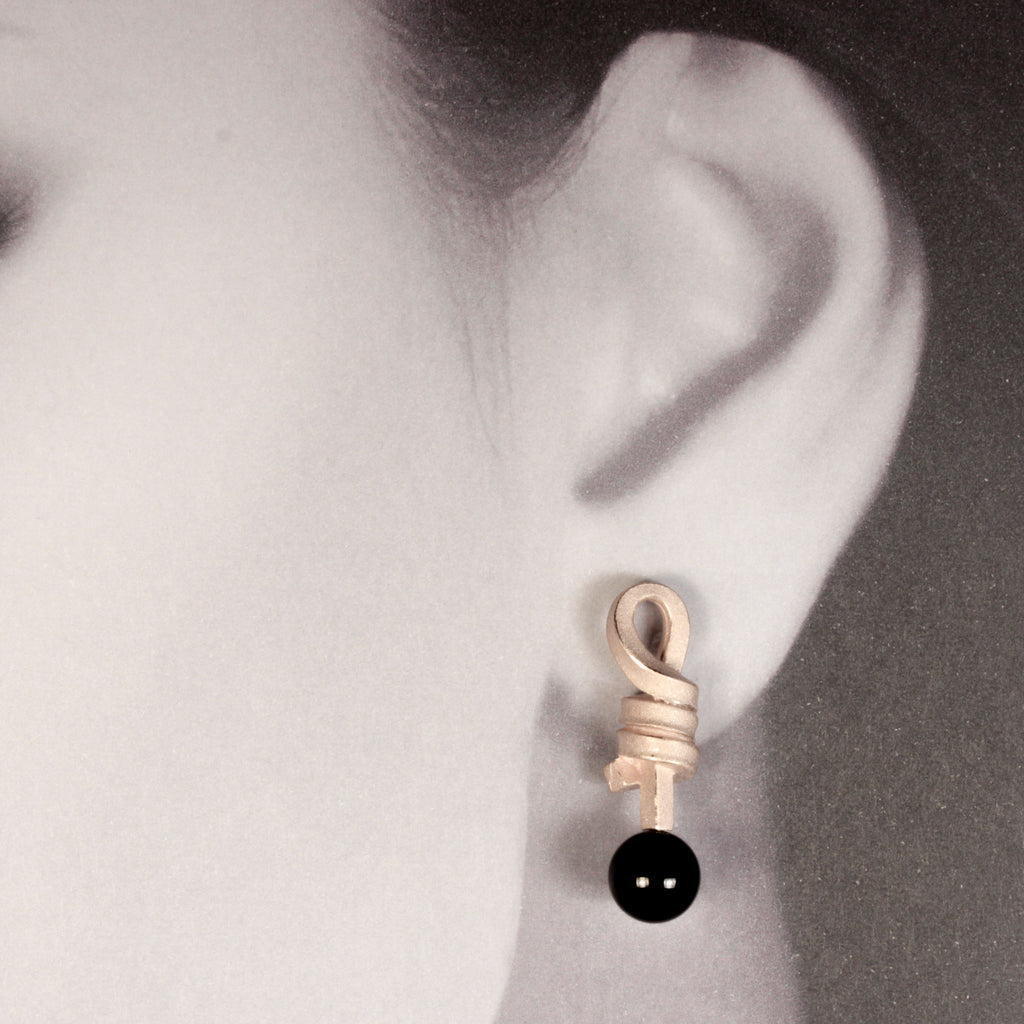 Ohr Perl Pendel
