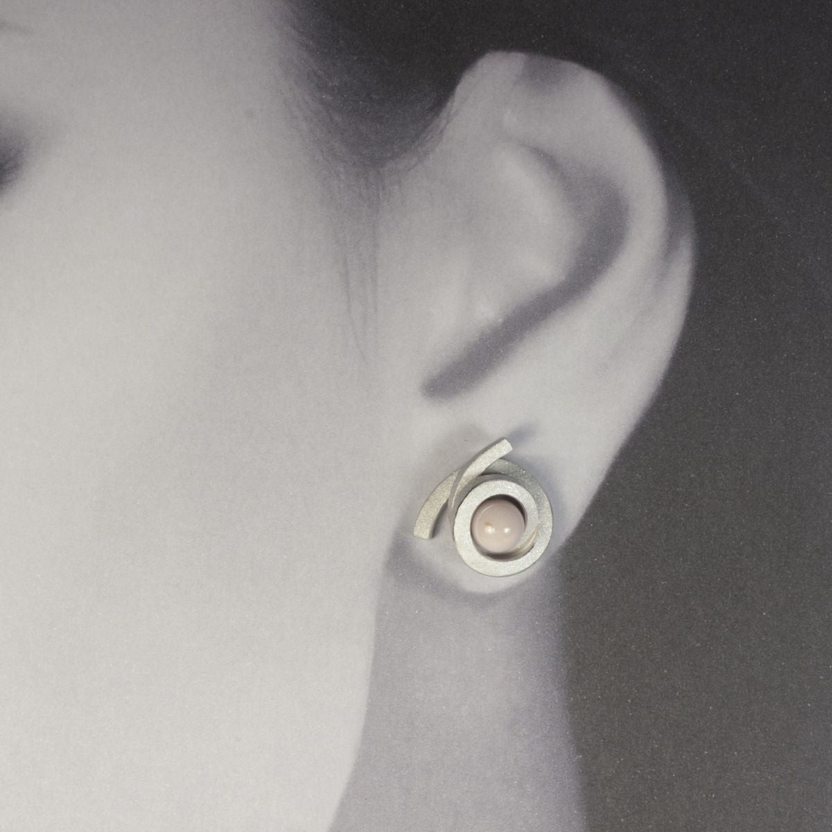 Ohrstecker Perl Spirale