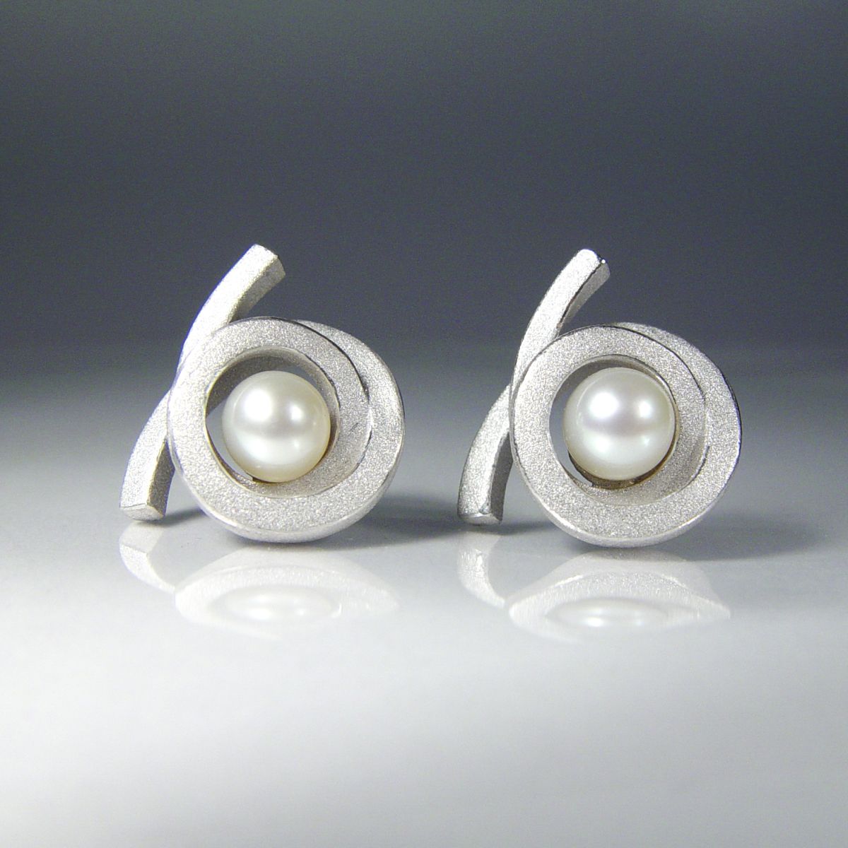 Ohrstecker Perl Spirale