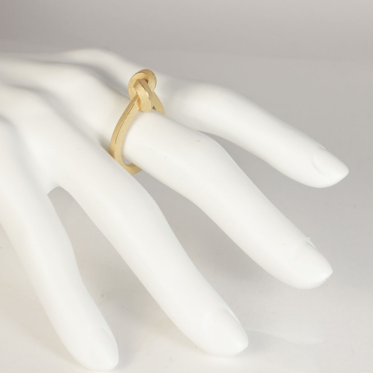 RIN 3 - Knoten Ring kantig