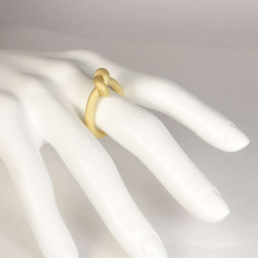 RIN 4 - Knoten Ring rund