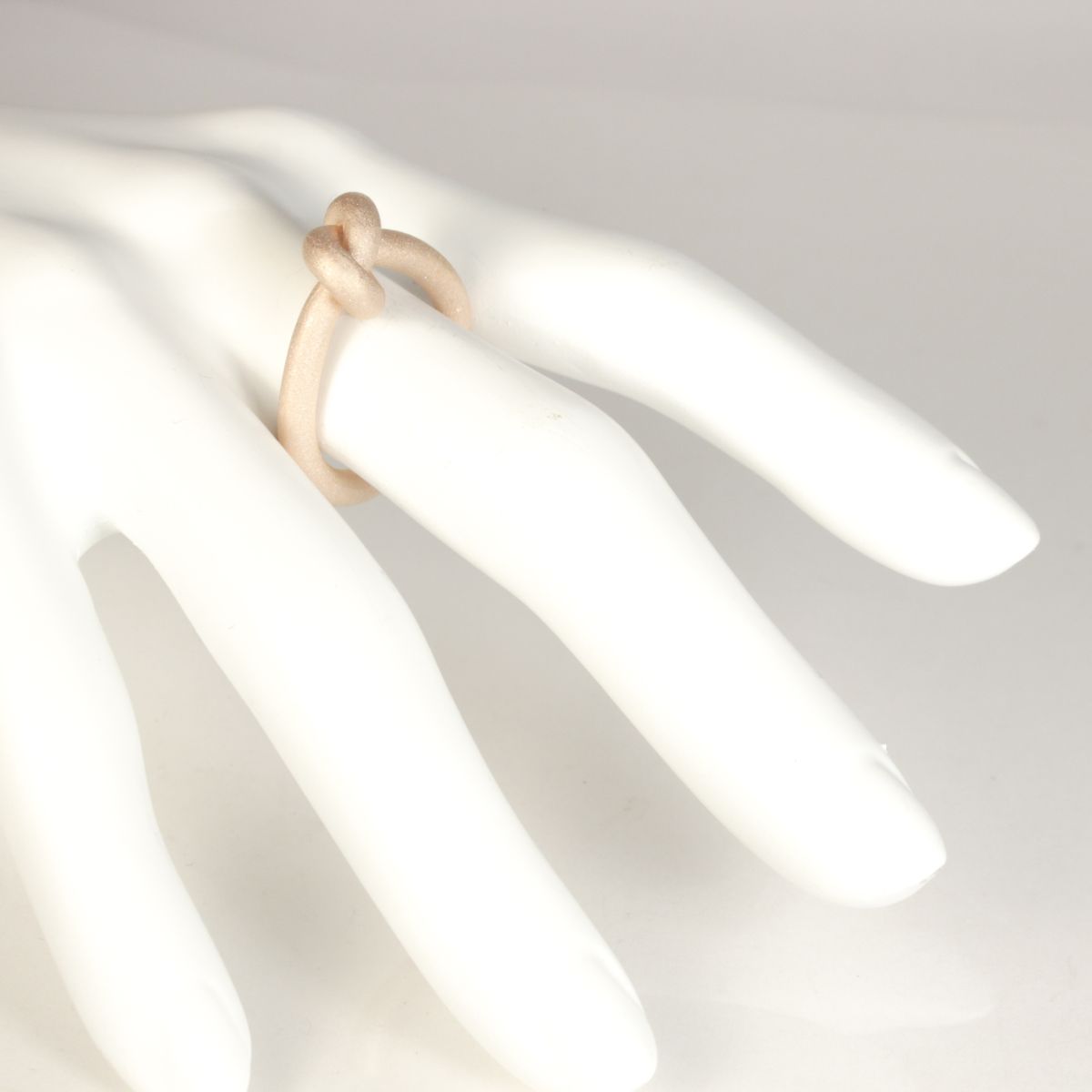 RIN 4 - Knoten Ring rund