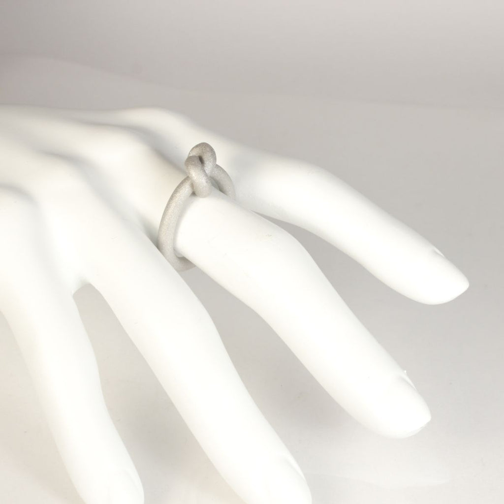 RIN 4 - Knoten Ring rund